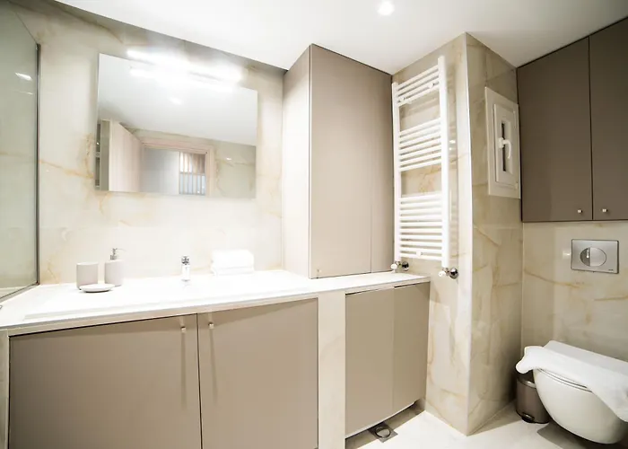 Apartmán F & B Collection - Center Hidden Gem Soluň