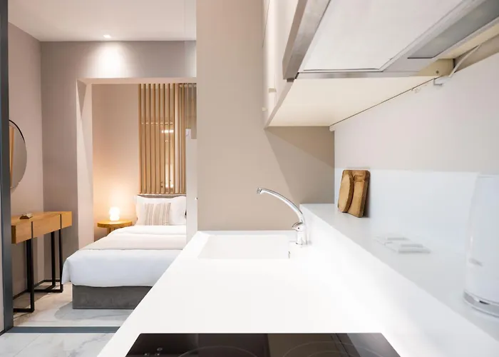 Apartmán F & B Collection - Center Hidden Gem