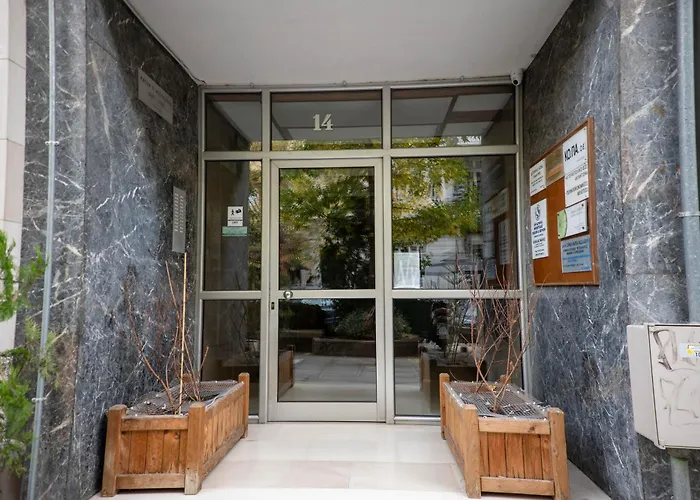 F & B Collection - Center Hidden Gem *